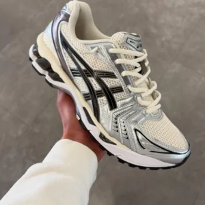 ASICS baskets Gel Kayano 14 Cream Black metallic Plum