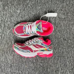 Saucony ProGrid Omni 9 Big Kid