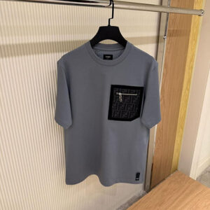 T-shirt fendi